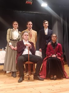 IL BALLO DELLE PAZZE: nuovo spettacolo degli allievi del Laboratorio  Teatrale - IISS Baldessano-Roccati teatro